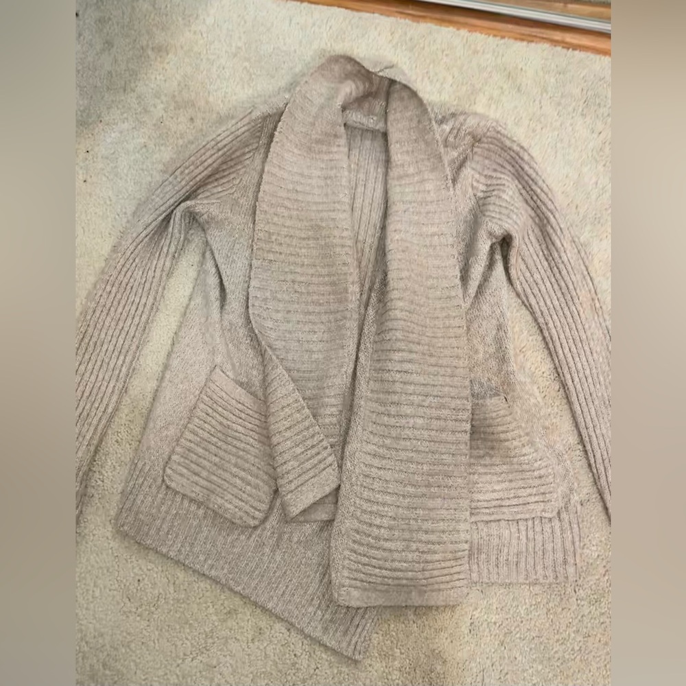 Kids Abercrombie and Fitch Cardigan Beige Size 11/12